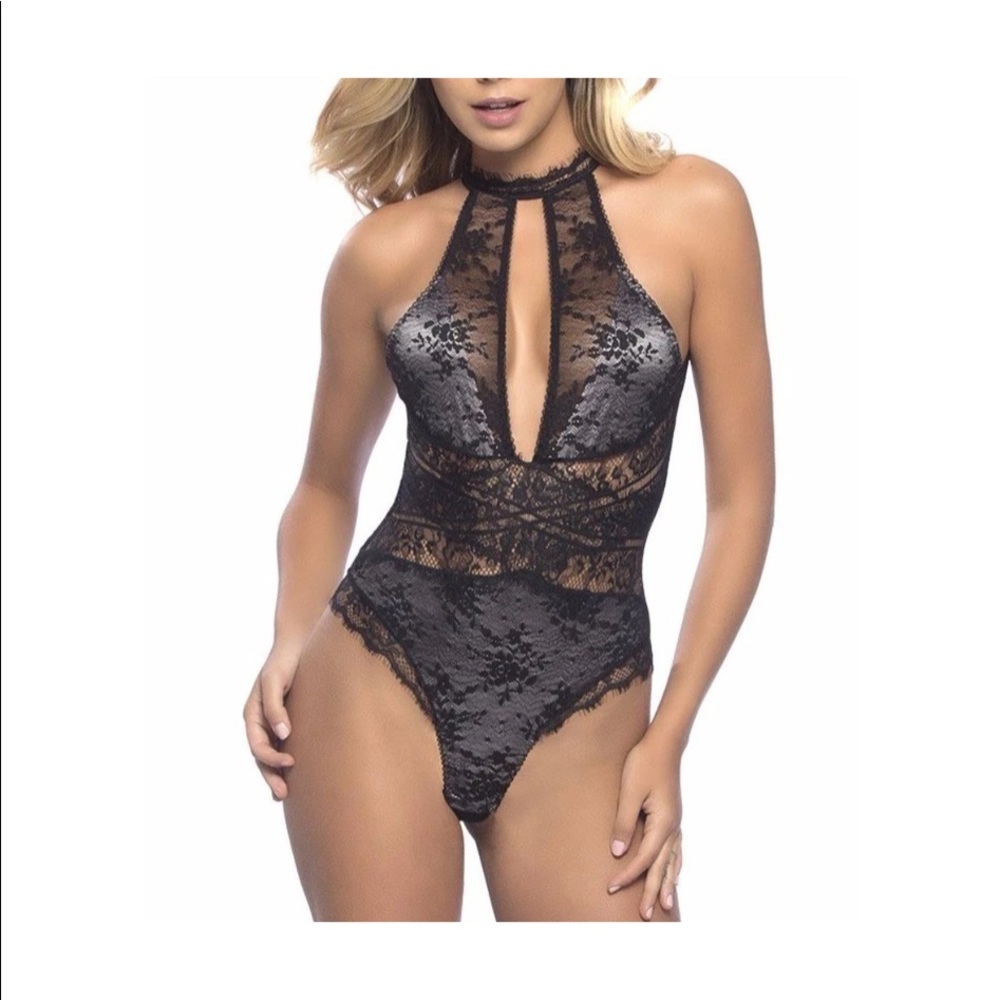 NWOT Jeanette Lace Collared Teddy